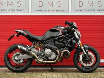 Ducati Monster 821 Stealth (2019) — foto 1