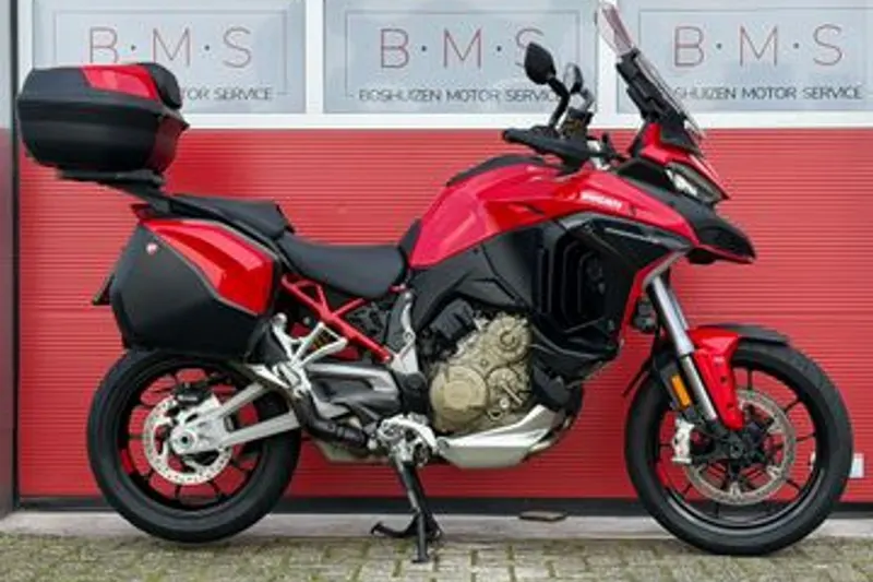 Ducati Multistrada V4 (2021)