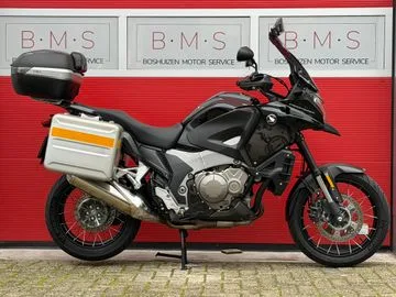Honda VFR 1200 X Crosstourer (2013) — foto 1