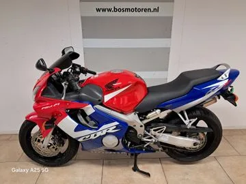 Honda CBR 600 FS (2001) — foto 1