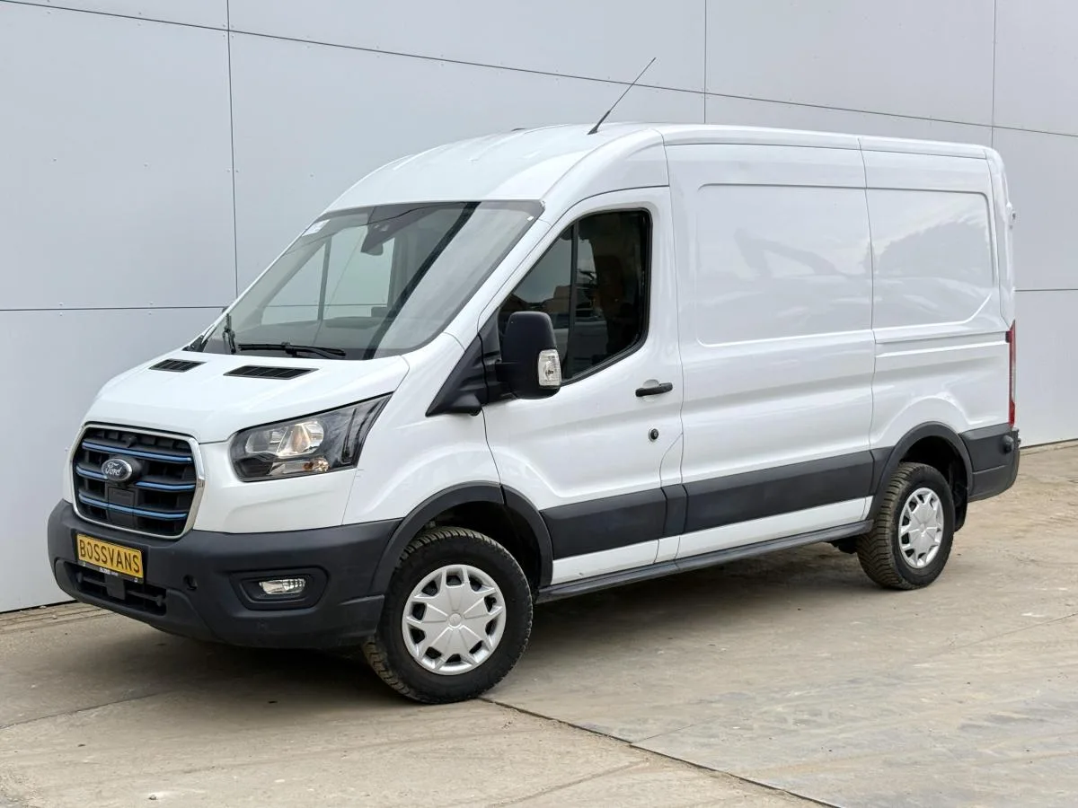 Ford E-Transit (2023) — foto 1