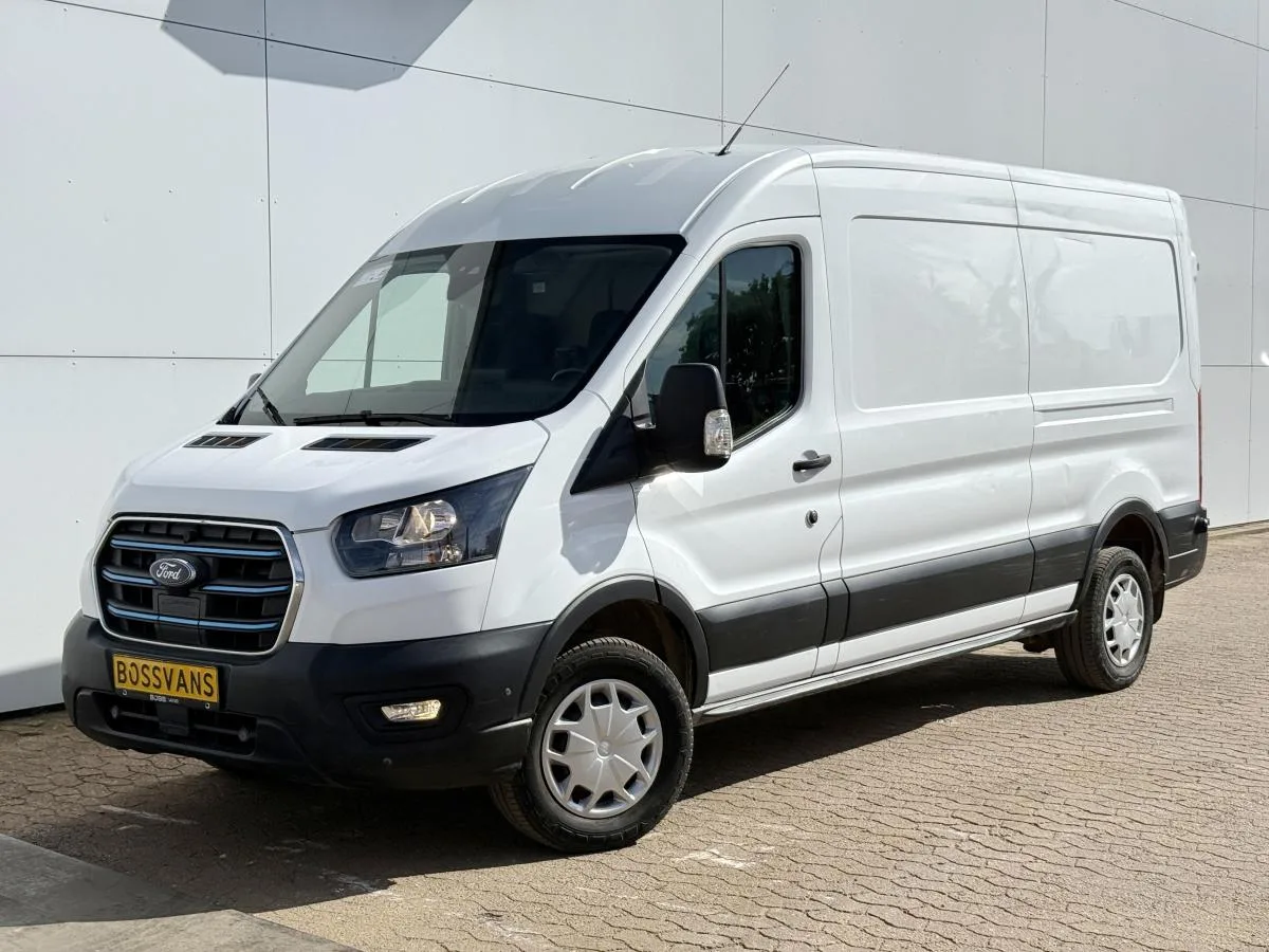 Ford E-Transit (2022) — foto 1