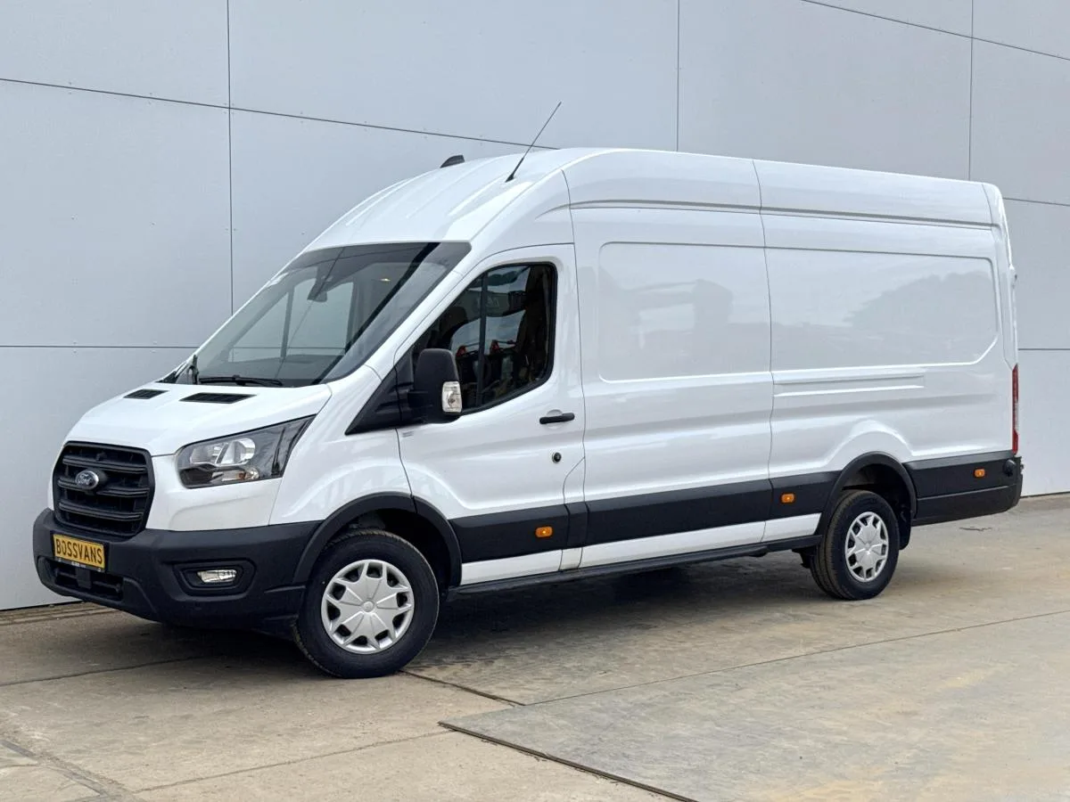 Ford Transit (2024) — foto 1