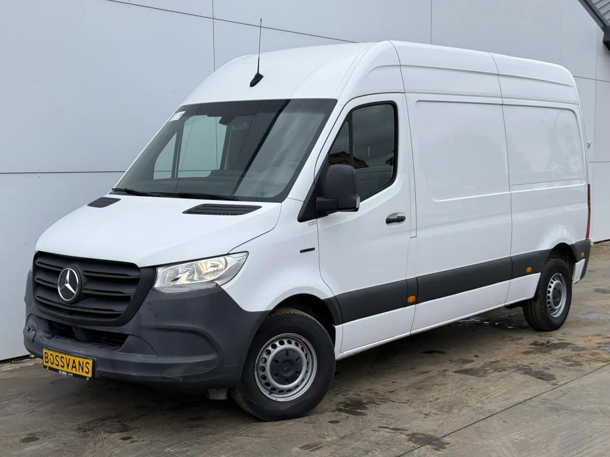 Mercedes-Benz eSprinter (2022) — foto 1