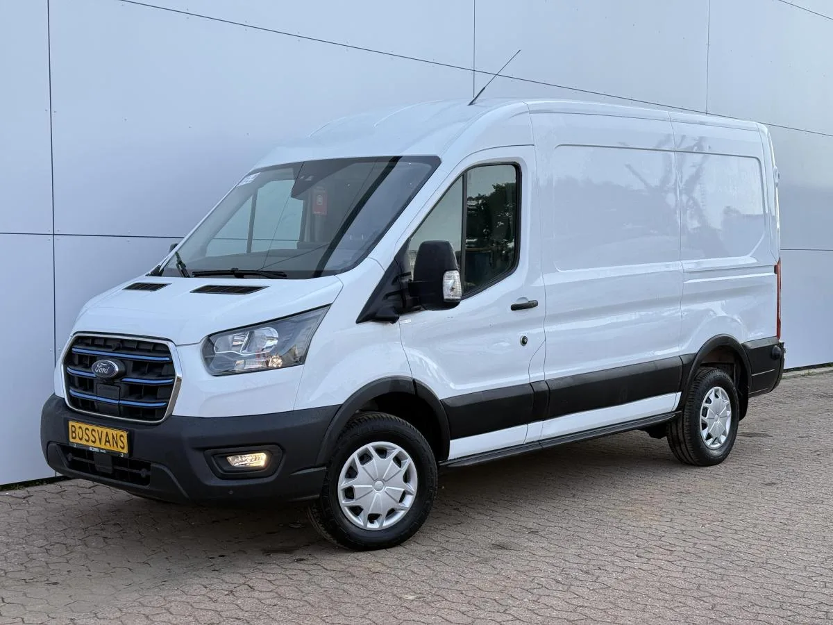 Ford E-Transit (2023) — foto 1
