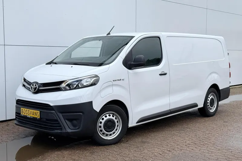 Toyota Proace (2023)