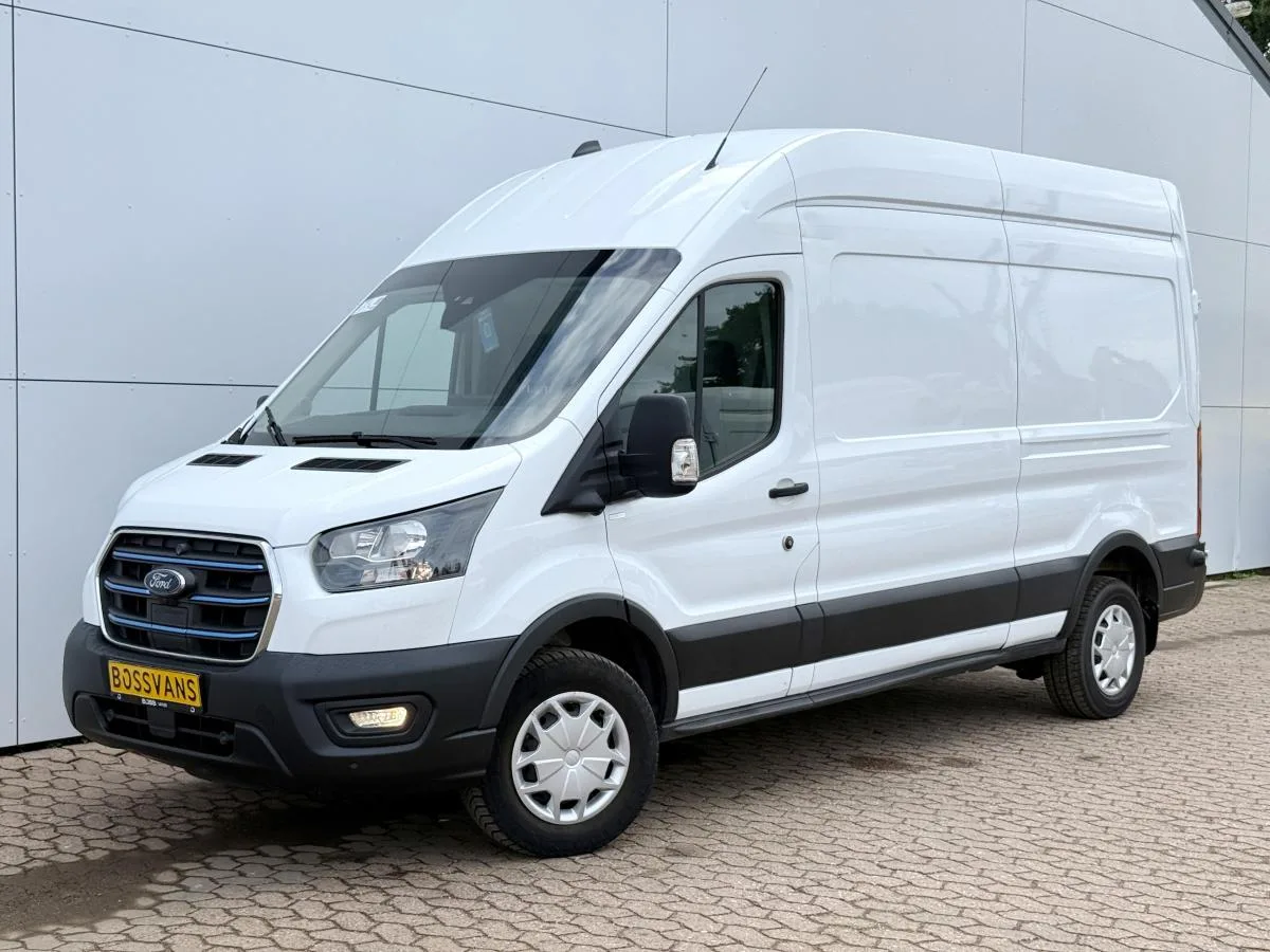 Ford E-Transit (2023) — foto 1