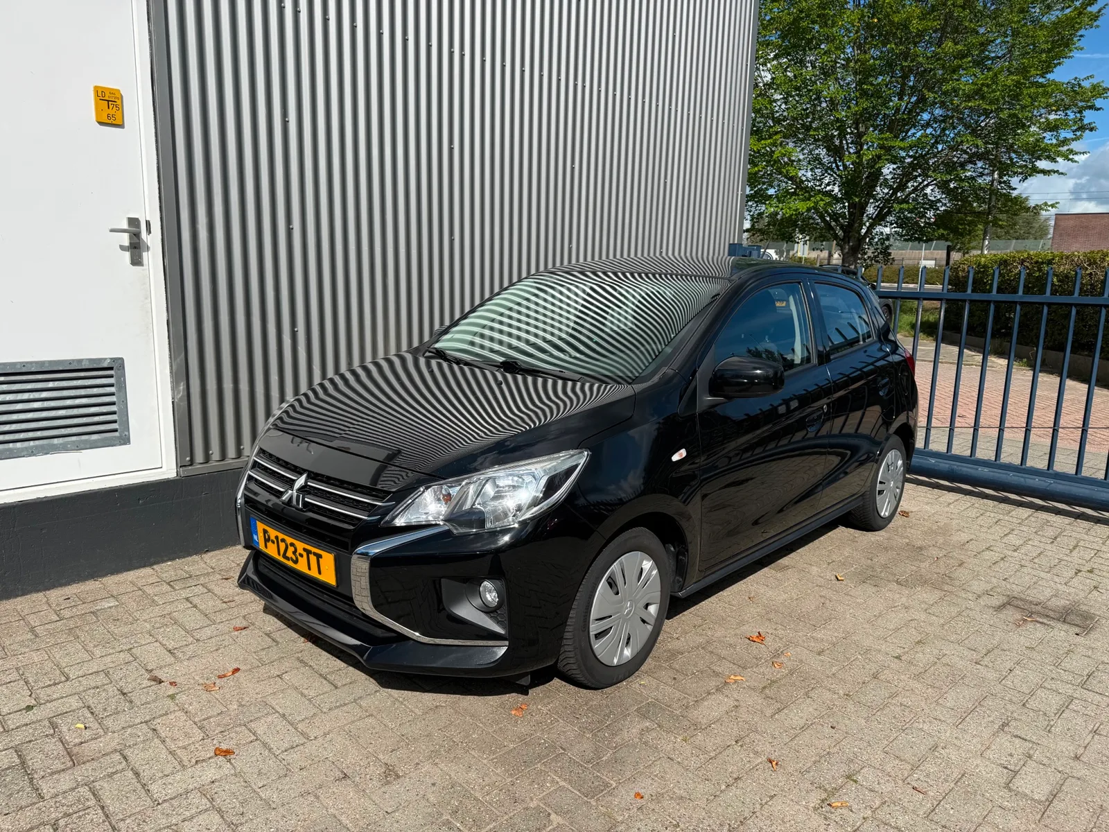 Mitsubishi Space Star (2022) — foto 1