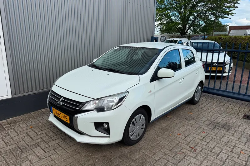 Mitsubishi Space Star (2021)
