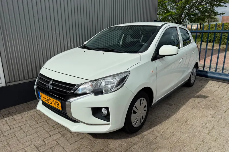 Mitsubishi Space Star (2021)
