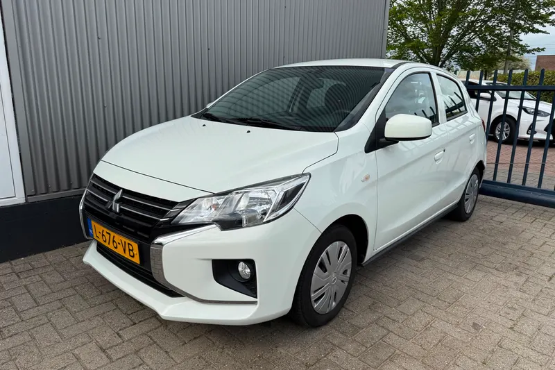Mitsubishi Space Star (2021)