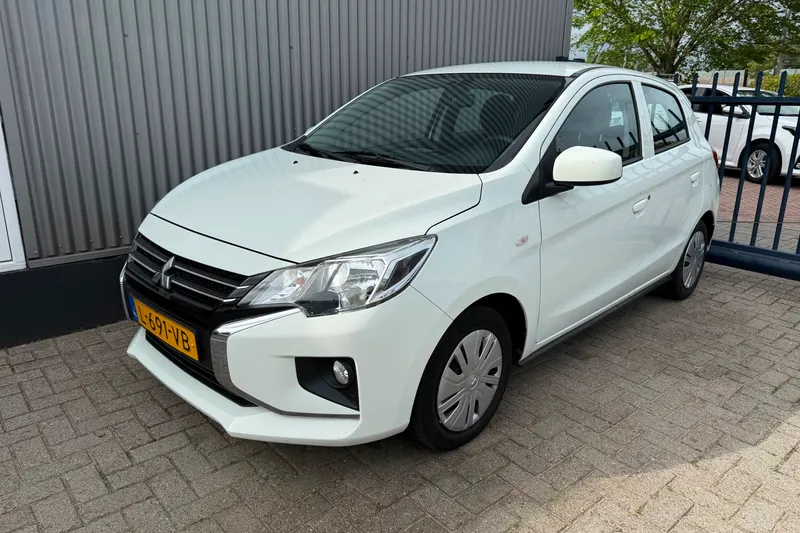 Mitsubishi Space Star (2021)