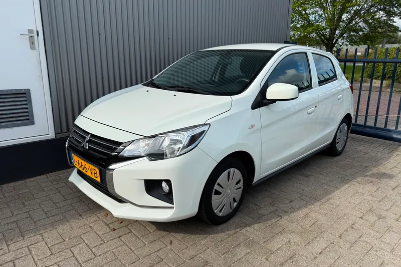 Mitsubishi Space Star (2021)