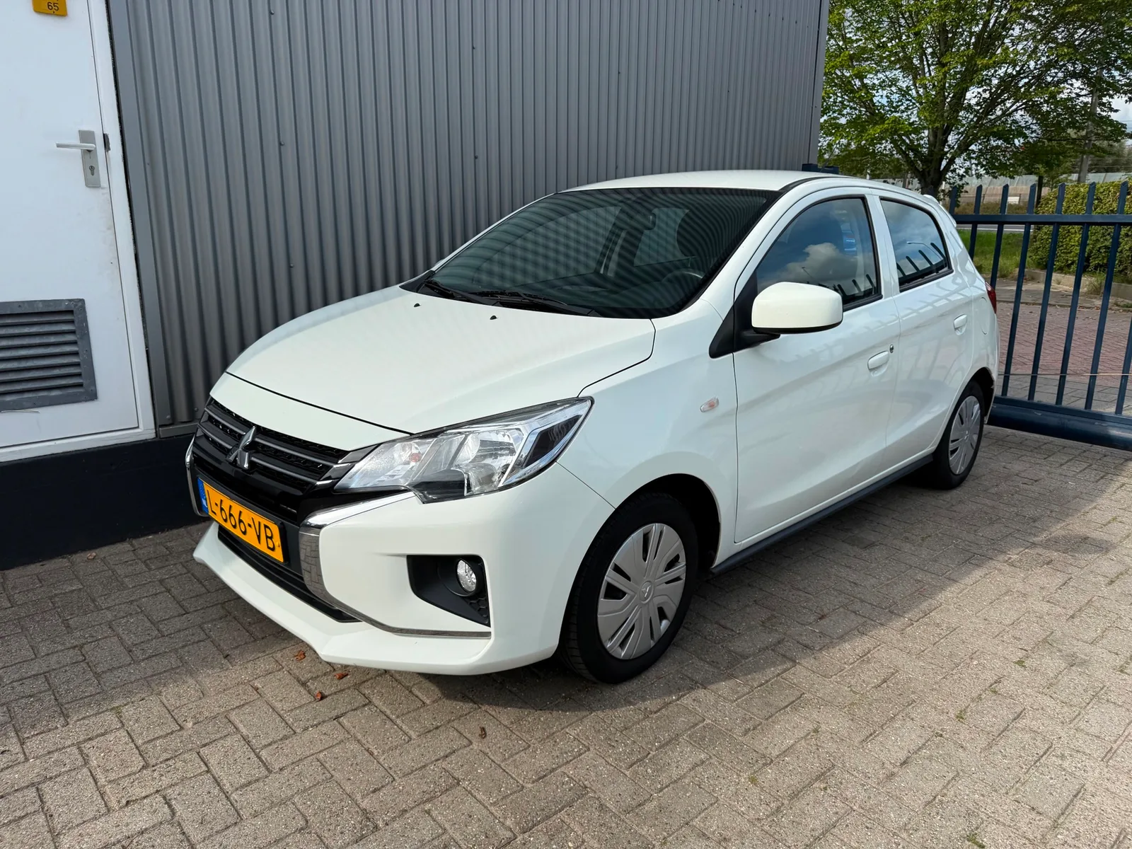 Mitsubishi Space Star (2021) — foto 1