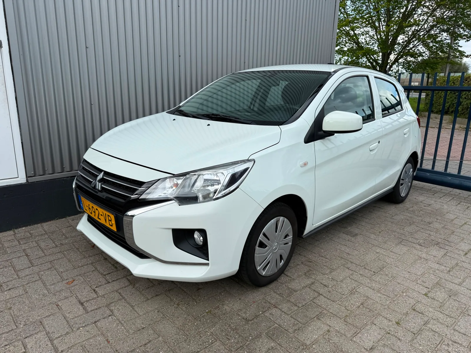 Mitsubishi Space Star (2021) — foto 1