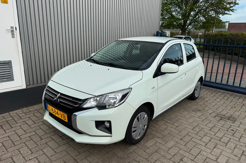 Mitsubishi Space Star (2021)