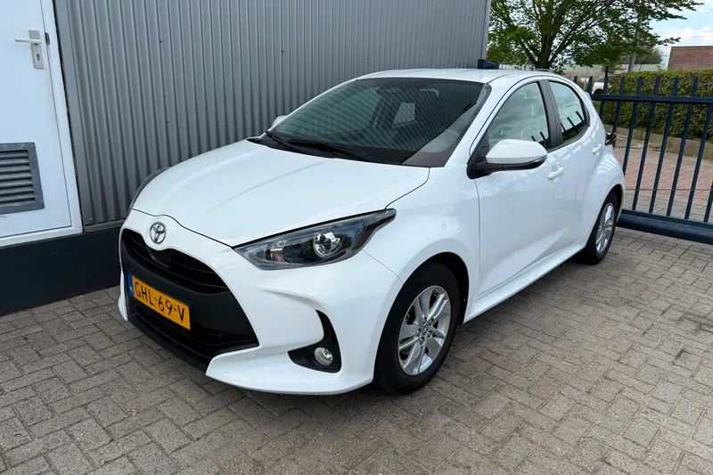 Toyota Yaris (2024)