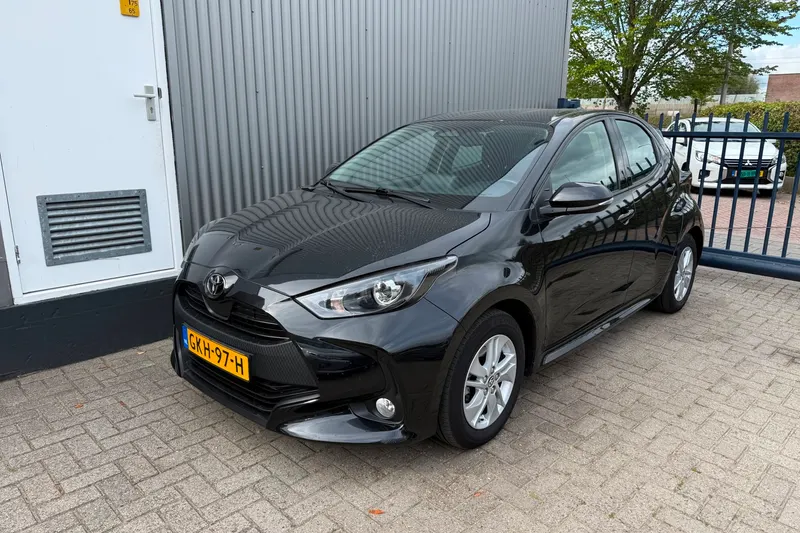 Toyota Yaris (2024)