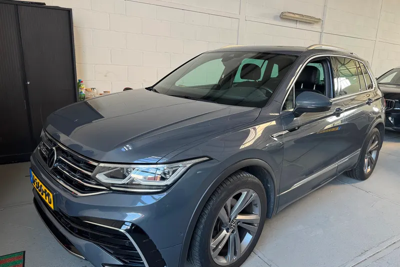 Volkswagen Tiguan (2021)