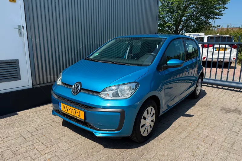 Volkswagen Up! (2017)