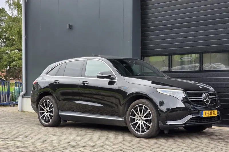 Mercedes-Benz EQC (2020)