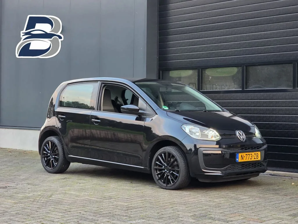 Volkswagen Up! (2017) — foto 1