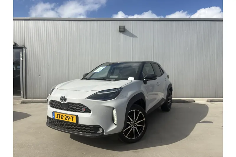 Toyota Yaris Cross (2023)