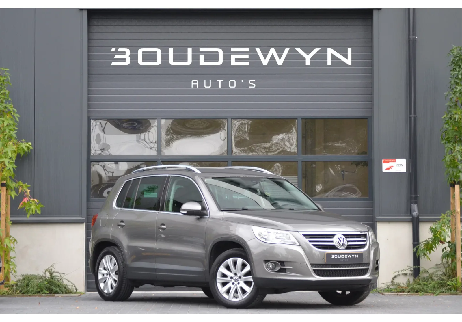 Volkswagen Tiguan (2011) — foto 1