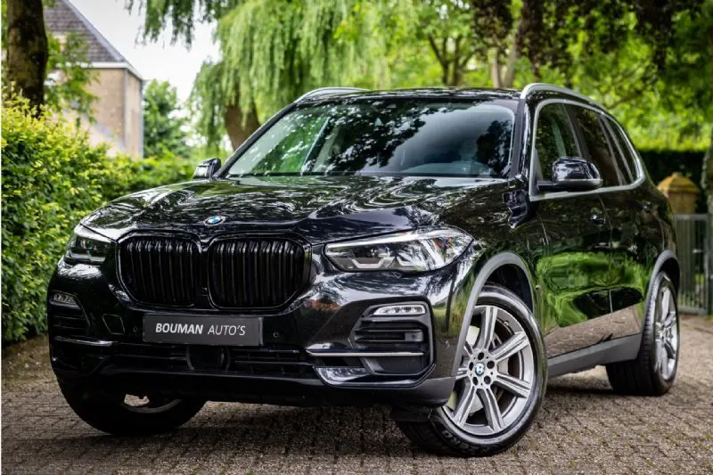 BMW X5 (2021)