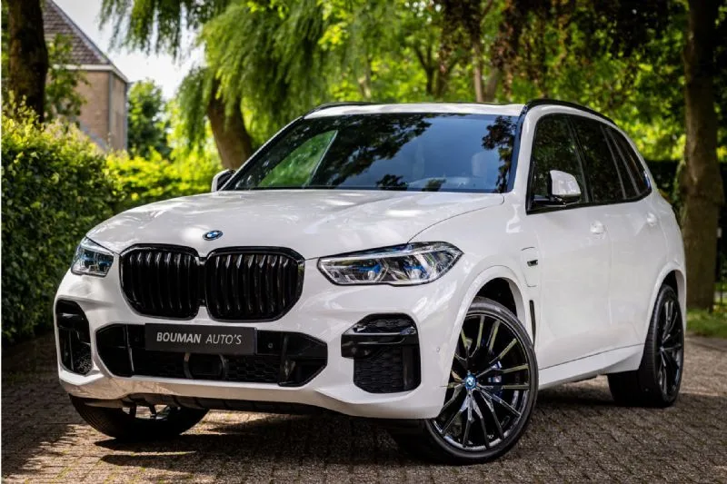 BMW X5 (2022) — foto 1