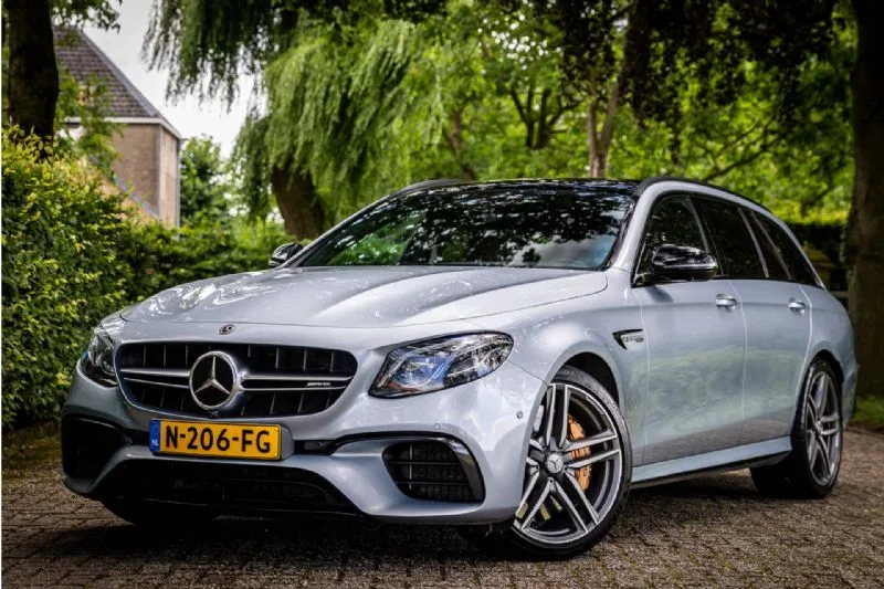 Mercedes-Benz E-Klasse (2018) — foto 1