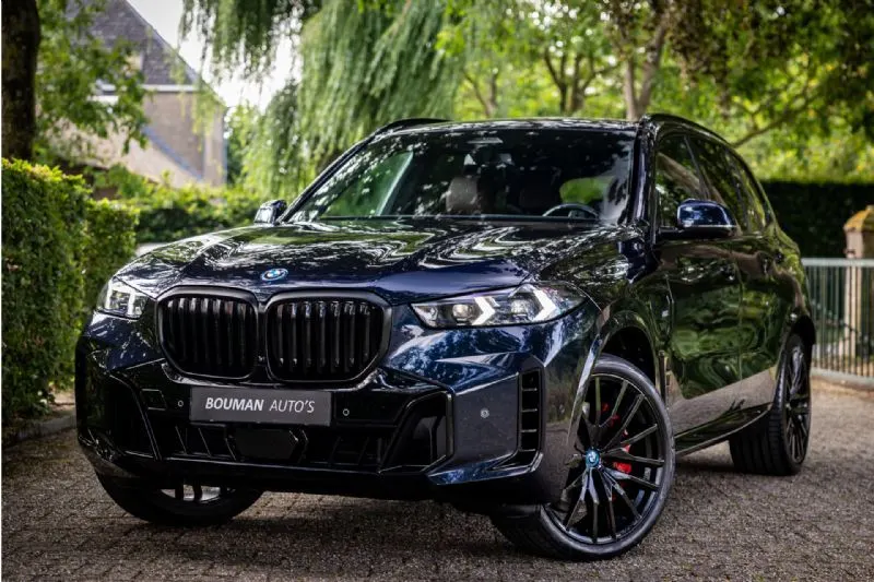 BMW X5 (2024)
