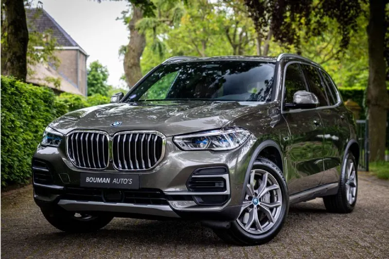 BMW X5 (2022)