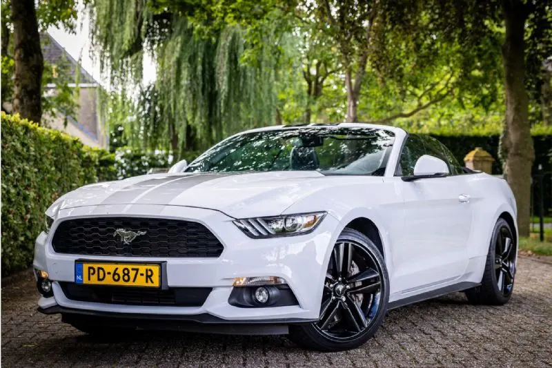 Ford Mustang (2017)