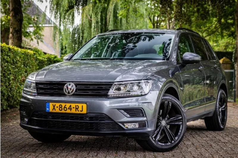 Volkswagen Tiguan (2018) — foto 1