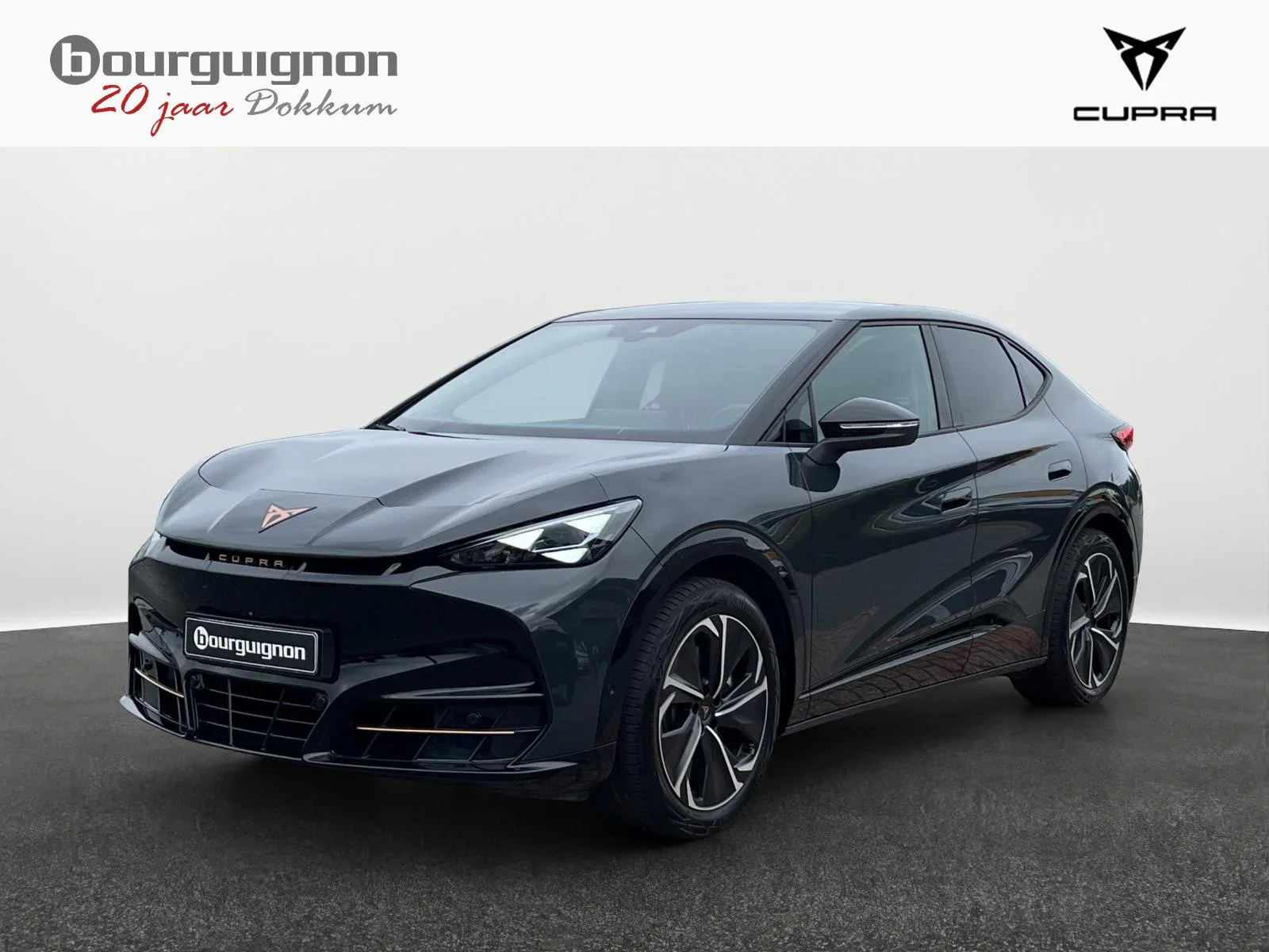 CUPRA Tavascan (2025) — foto 1