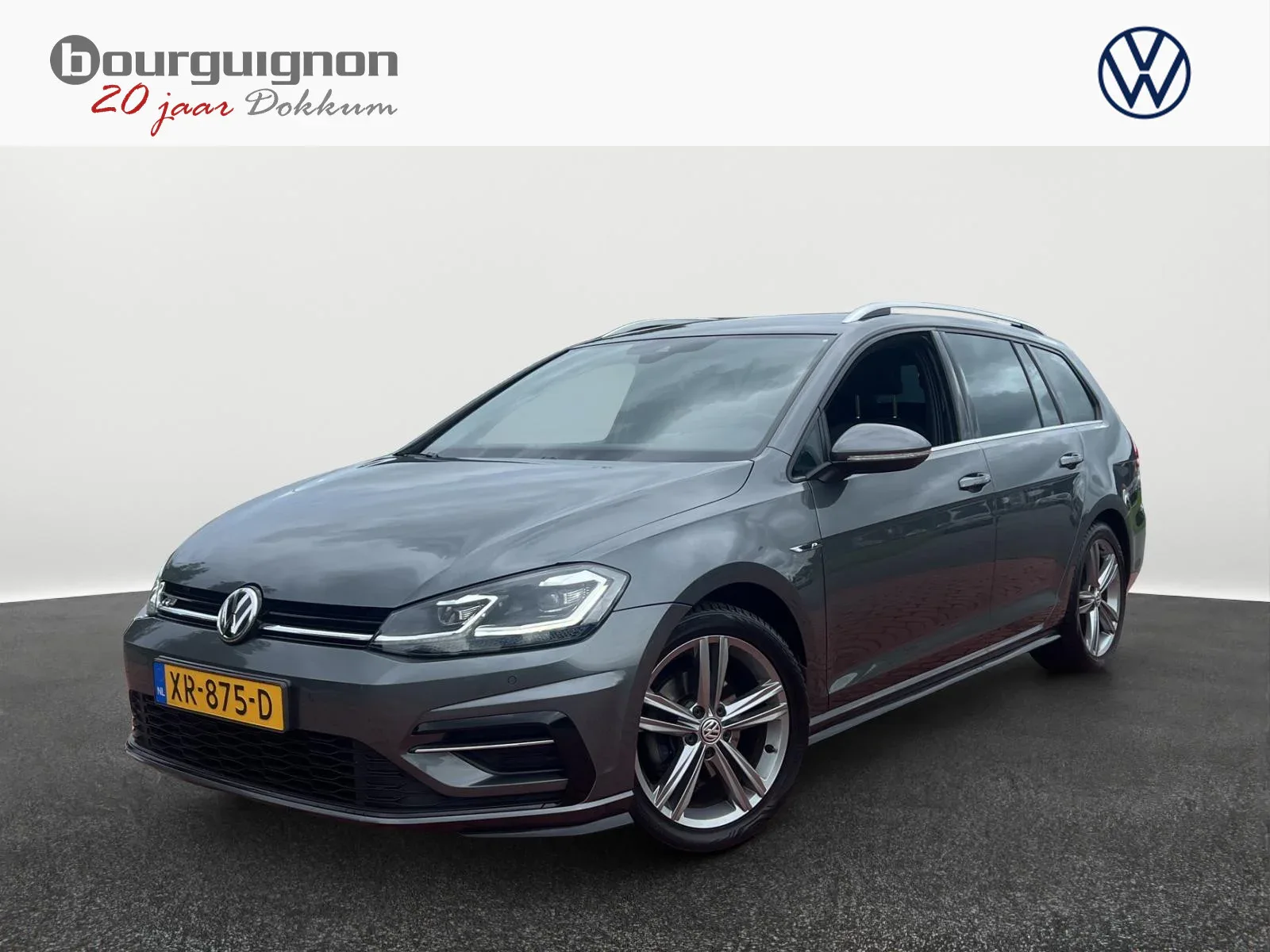 Volkswagen Golf (2019) — foto 1