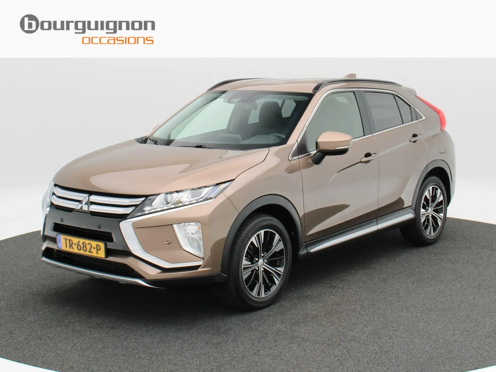 Mitsubishi Eclipse Cross (2018) — foto 1