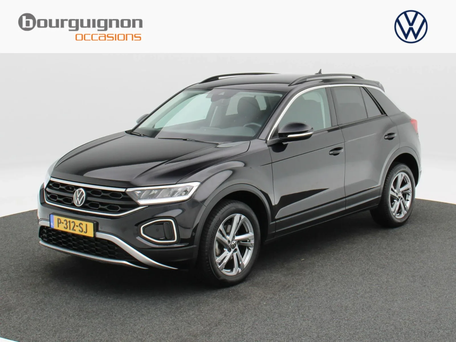 Volkswagen T-Roc (2022) — foto 1