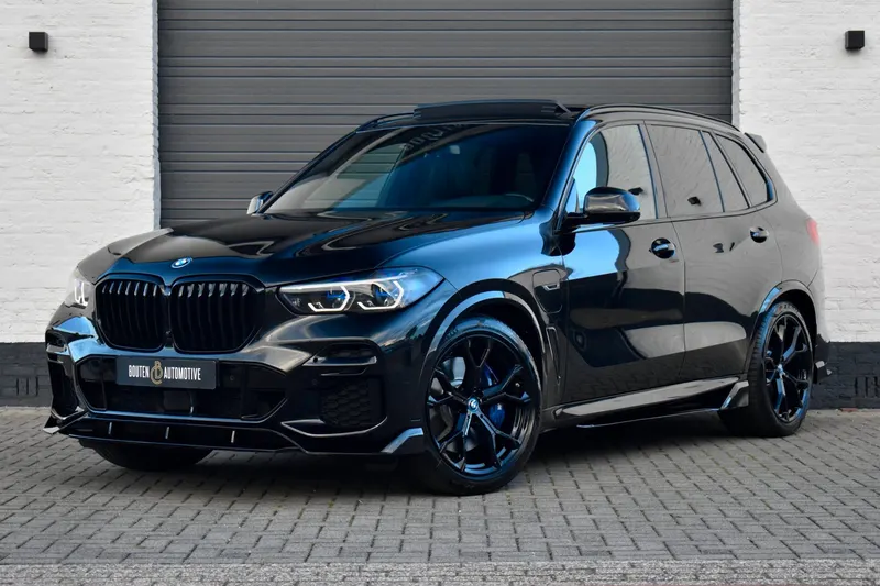 BMW X5 (2022)