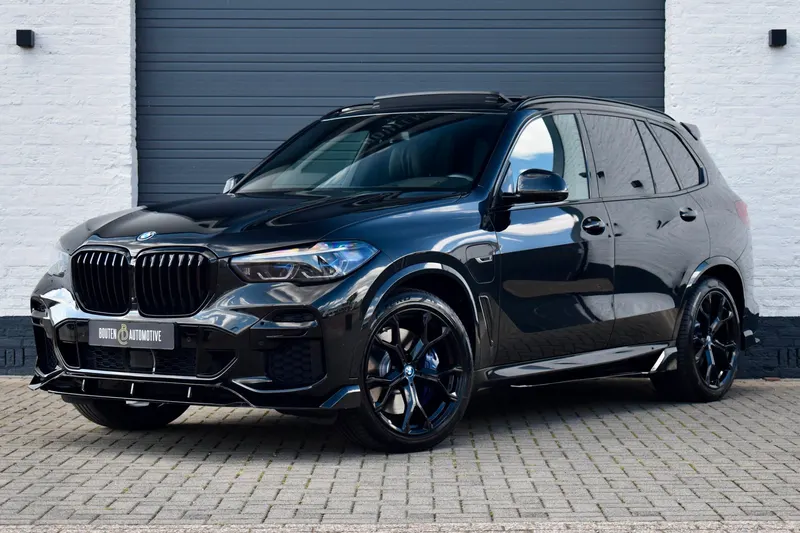 BMW X5 (2022)