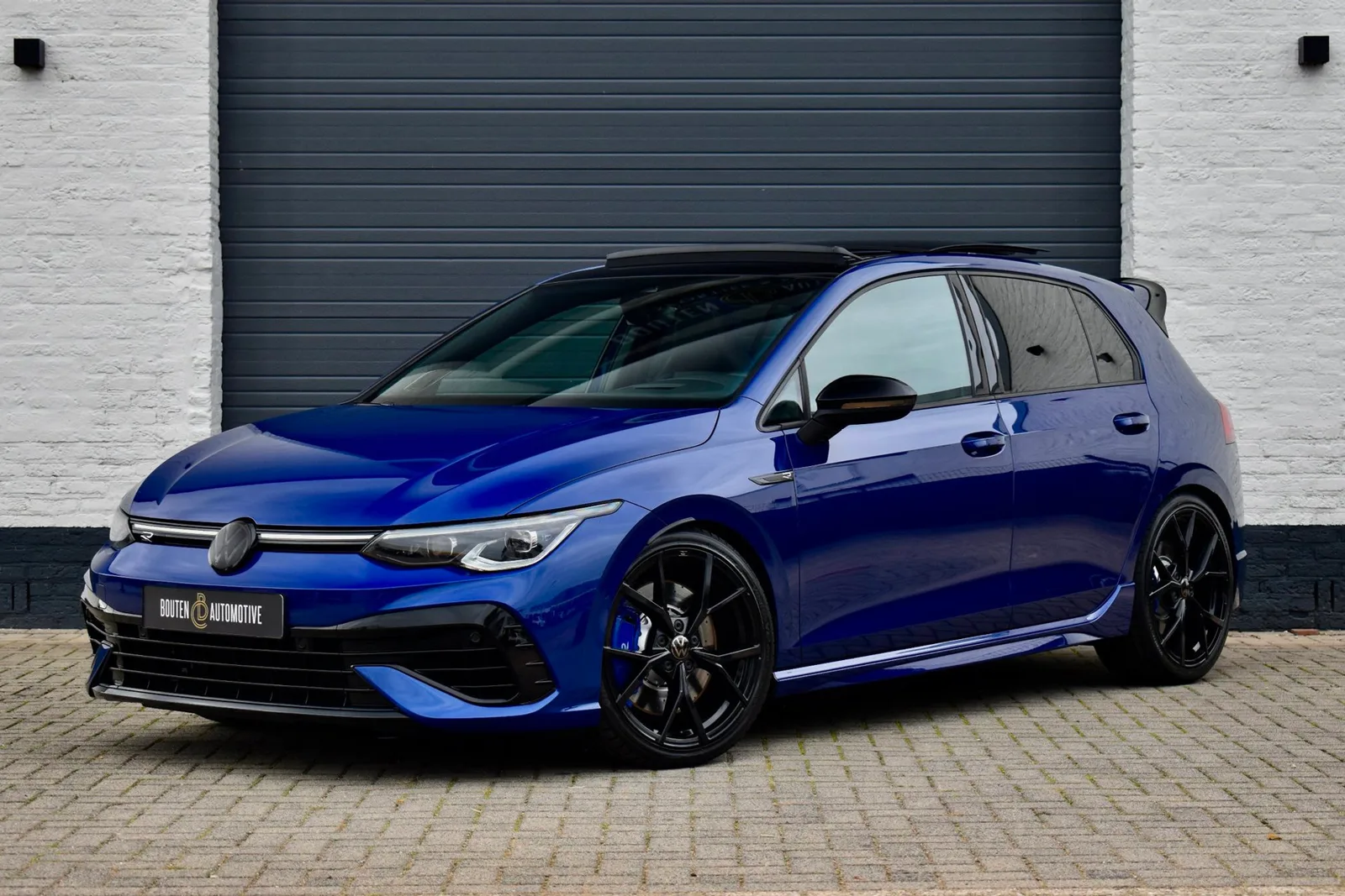 Volkswagen Golf (2022) — foto 1