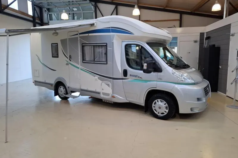 Chausson Sweet (2011)