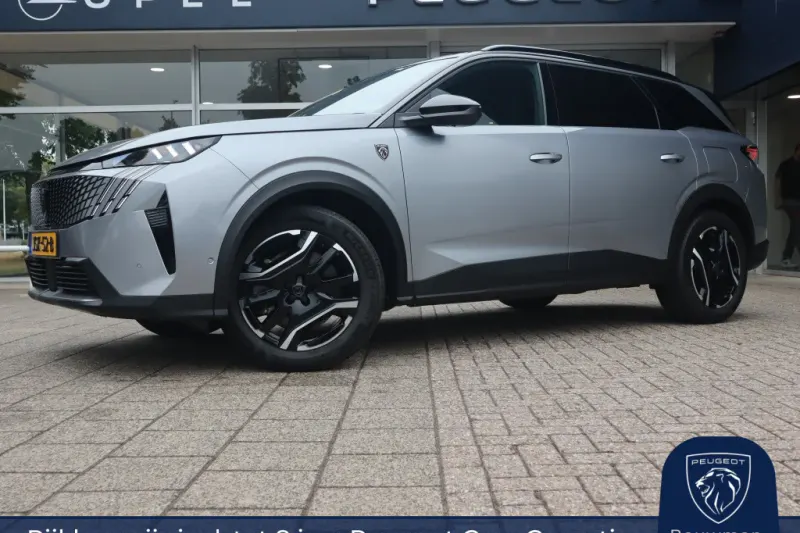 Peugeot 5008 (2025)