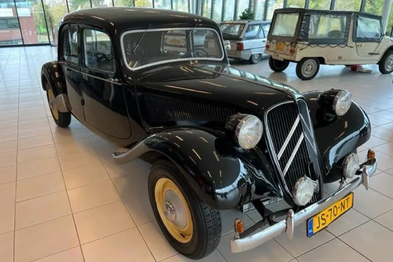 Citroën Traction Avant (1951)