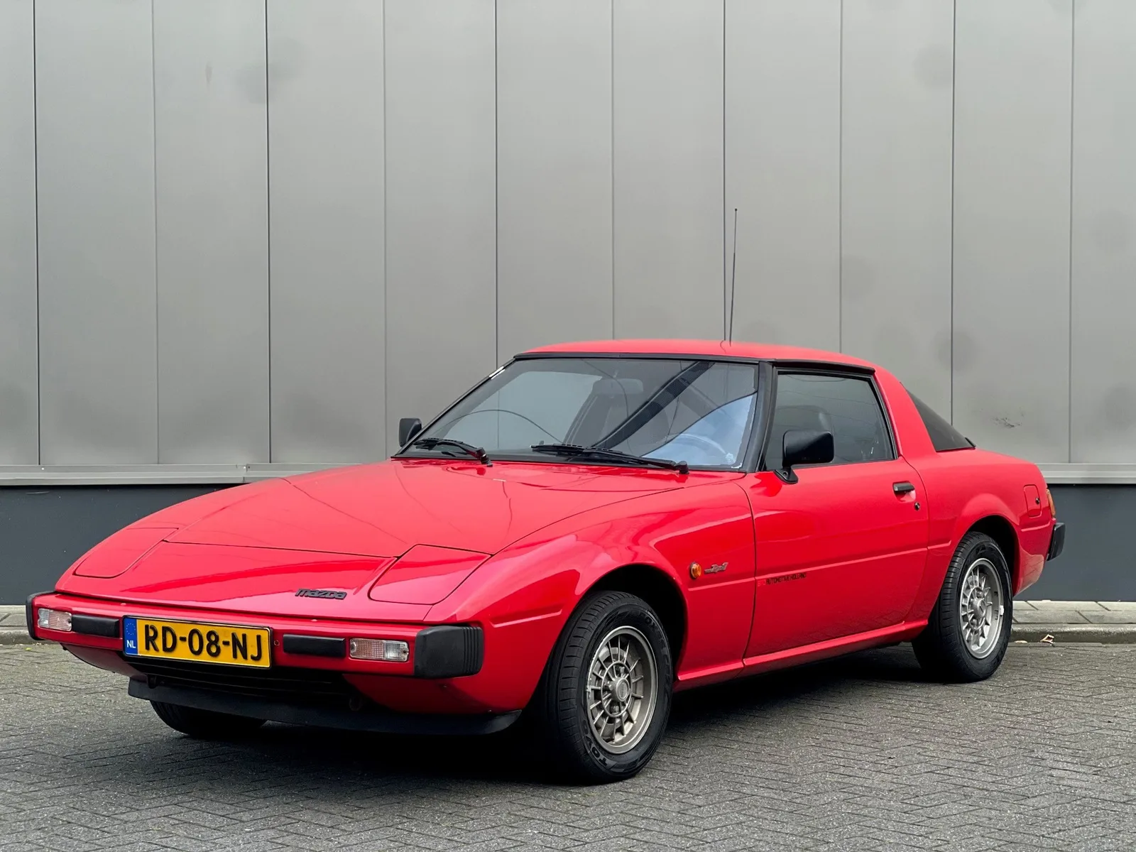 Mazda RX-7 (1980) — foto 1