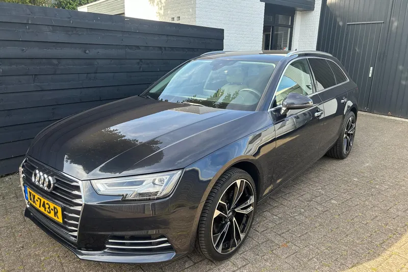 Audi A4 (2016)