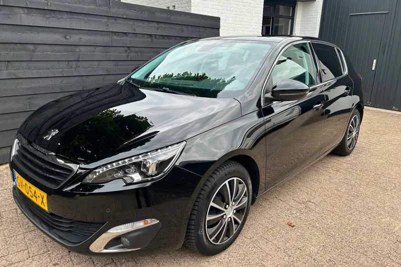 Peugeot 308 (2015)