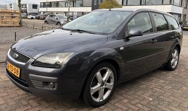 Ford Focus (2006) — foto 1