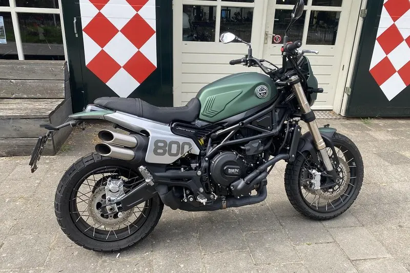 Benelli Leoncino 800 Trail (2022)